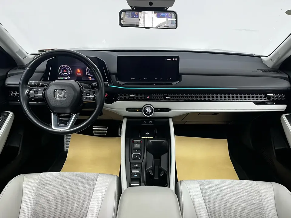 Honda Accord PHEV e:PHEV flagship version 2023 — миниатюра 3