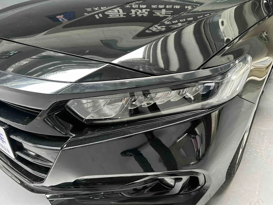Honda Accord Accord 2022 260TURBO Deluxe Edition 2022 — миниатюра 2