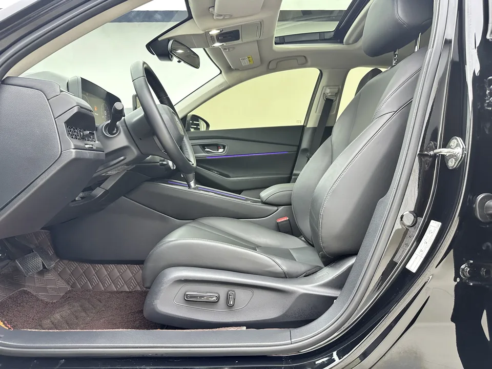 Honda Accord Accord 2025 RuiT-Motion 260TURBO Luxury Edition 2024 — миниатюра 4