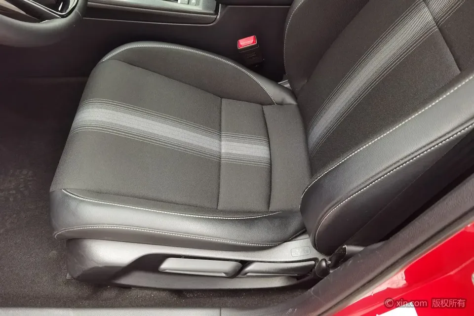 Honda CIVIC 2022 Civic 240TURBO CVT Ignition Edition 2022 — миниатюра 4