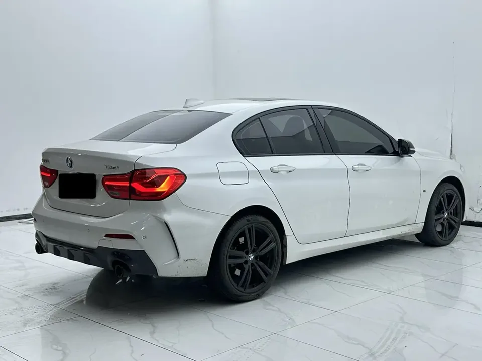 BMW 1 Series BMW 1 Series 2021 125i M Sport Night Edition 2022 — миниатюра 4