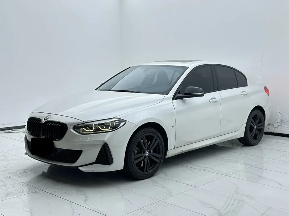 BMW 1 Series 2022
