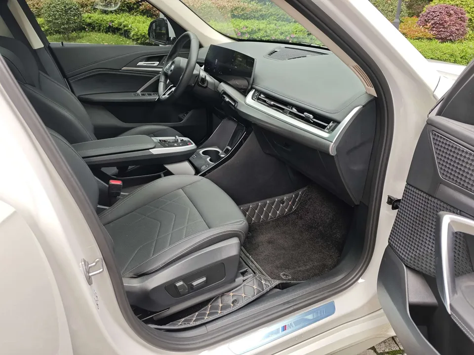 BMW X1 BMW X1 2023 sDrive25Li M Sport Package 2023 — thumbnail 3
