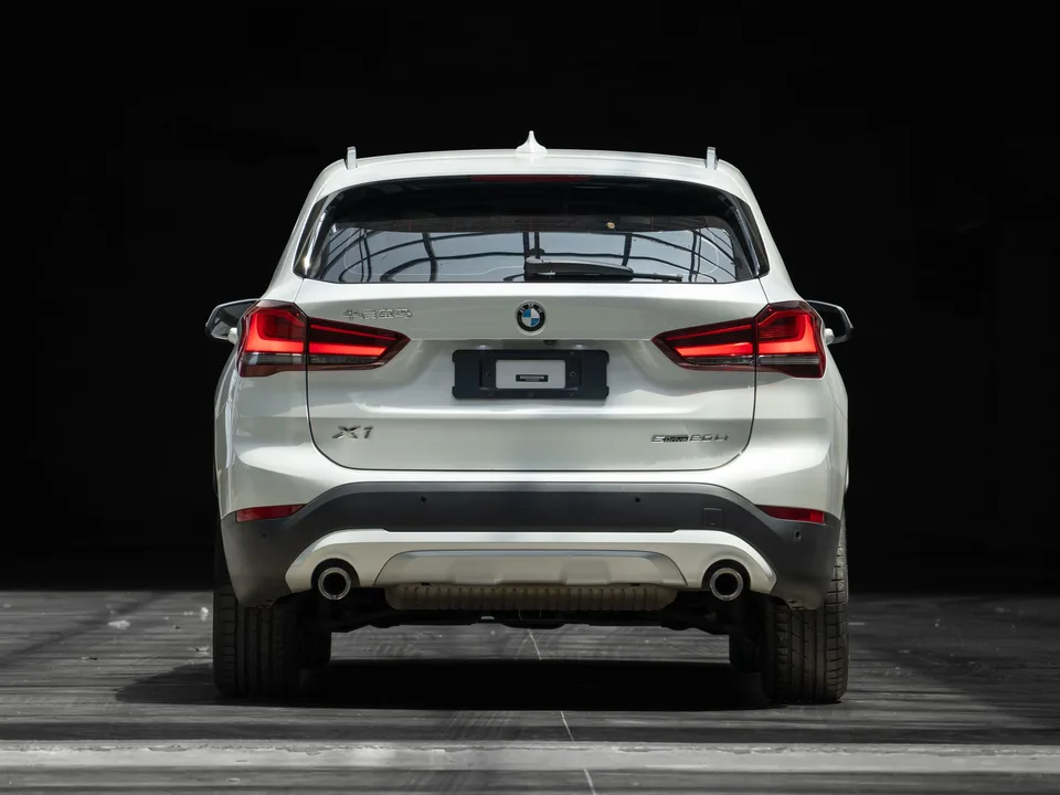 BMW X1 BMW X1 2022 sDrive20Li Fashion Edition 2023 — миниатюра 2
