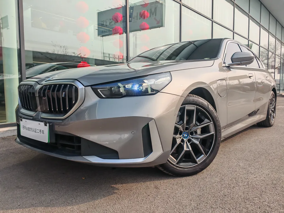 BMW i5 BMW i5 2024 eDrive35L Premium Luxury Package 2025 — миниатюра 3