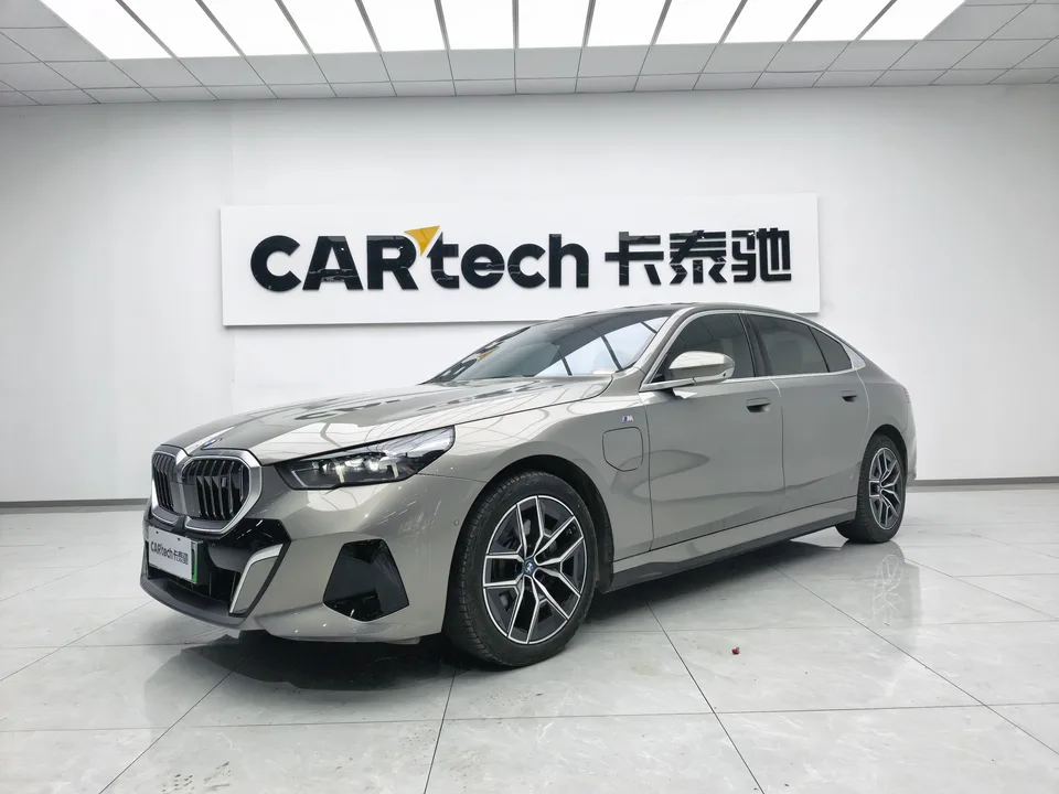 BMW i5 BMW i5 2024 eDrive35L Premium Luxury Package 2024 — photo 1, buy with delivery to Moscow