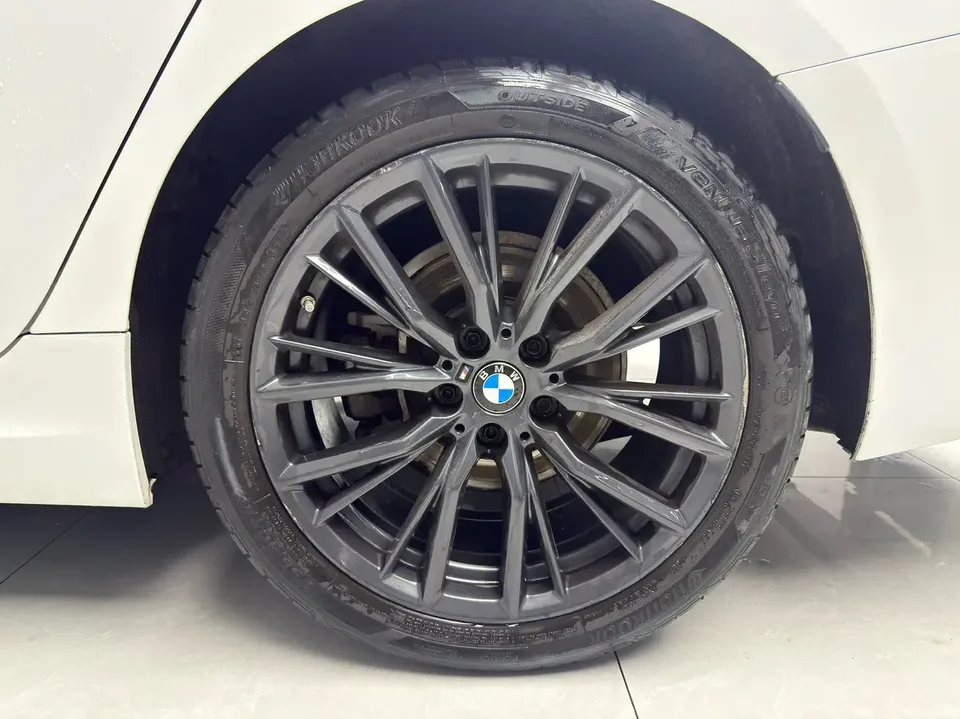 BMW 3 Series 2022