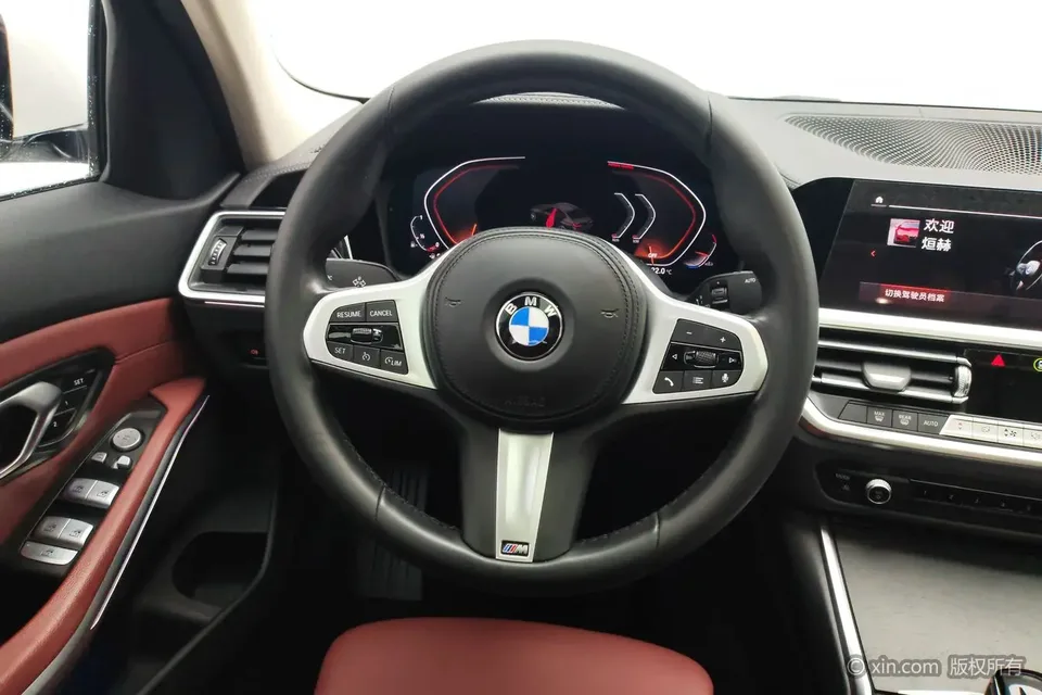 BMW 3 Series 3 Series 2022 facelift 325i M Sport package 2022 — thumbnail 3