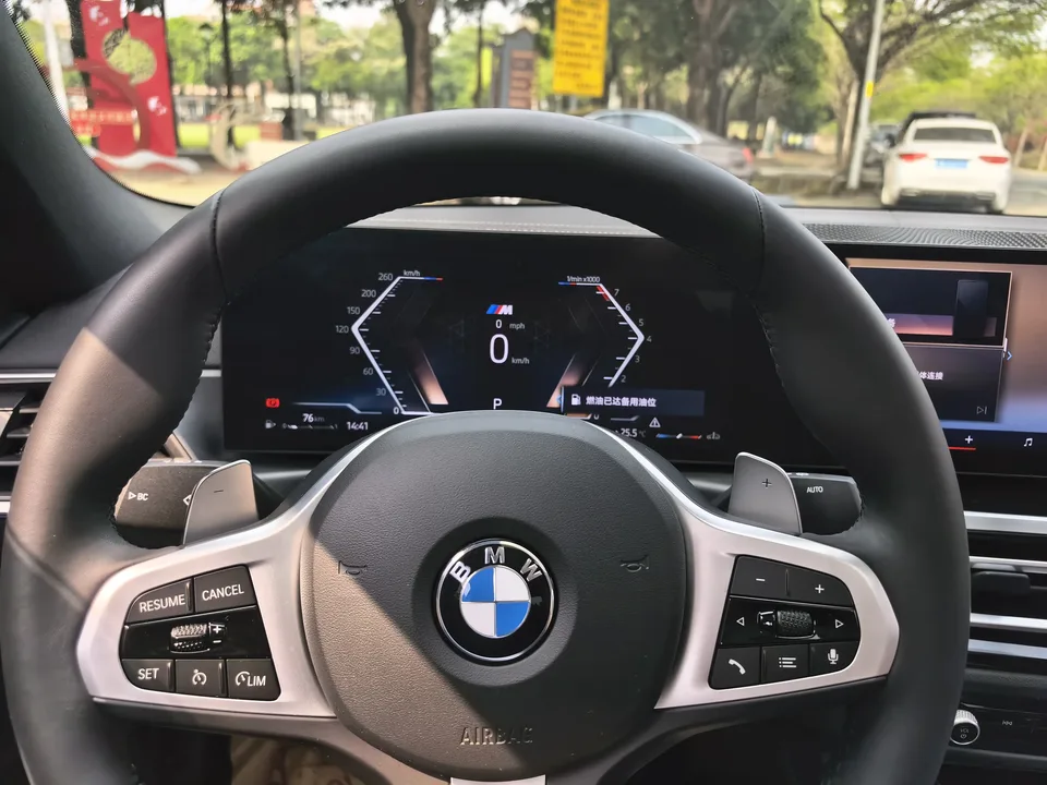 BMW 3 Series BMW 3 Series 2023 325i M Sport Night Edition 2024 — thumbnail 4