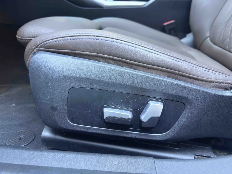 BMW 3 Series BMW 3 Series 2023 320Li M Sport Package 2023 — миниатюра 5