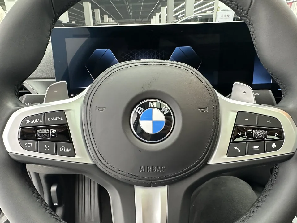 BMW 3 Series BMW 3 Series 2023 320Li M Sport Package 2022 — миниатюра 4