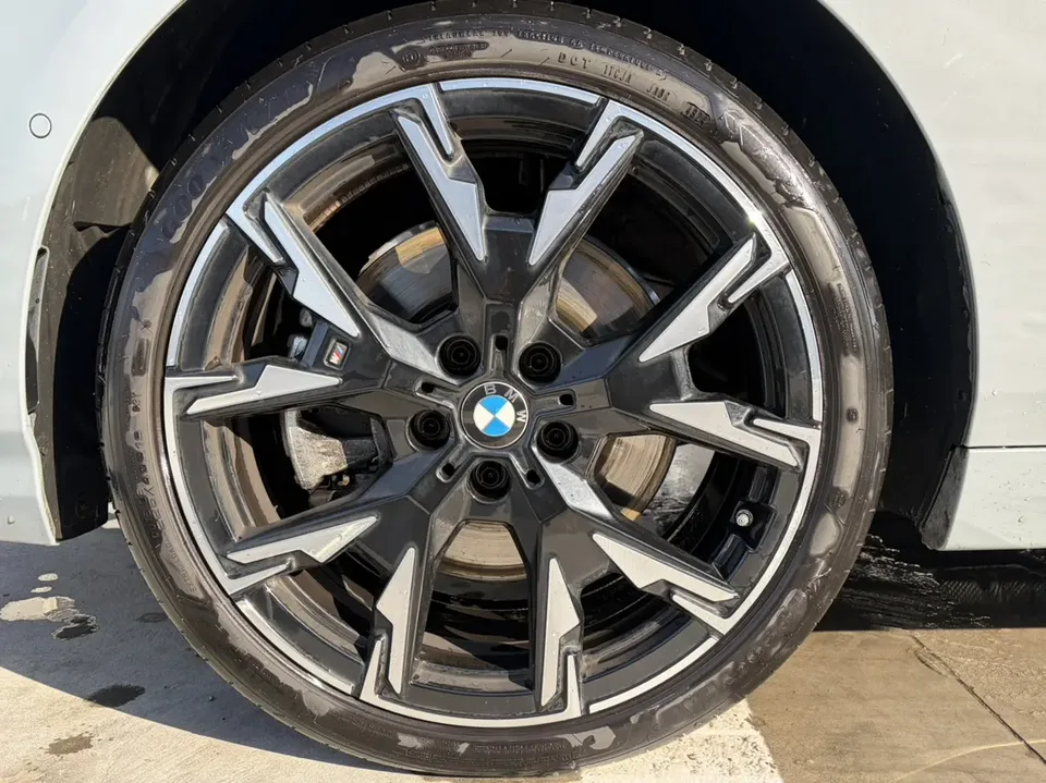 BMW 2 Series 225L M Sport Night Edition 2025 — миниатюра 3