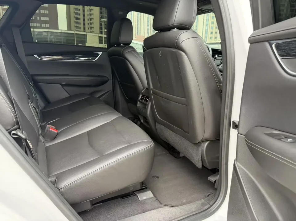 Cadillac XT5 Cadillac XT5 2022 2.0T two-wheel drive luxury model 2022 — миниатюра 4