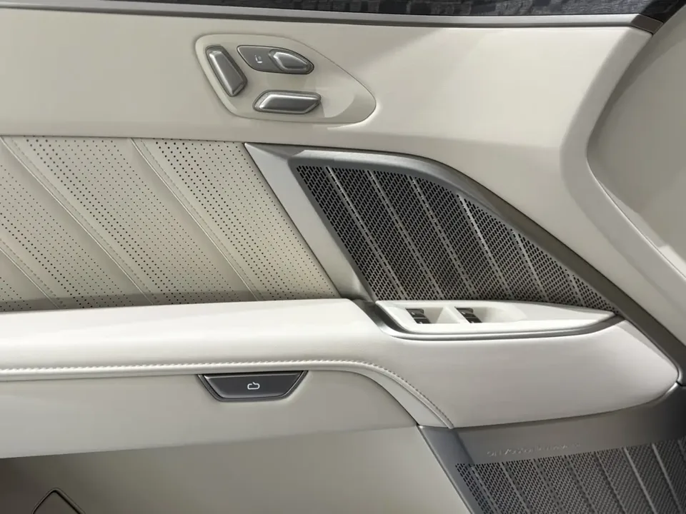 Ledao L90 L90 2025 six-seater Ultra 2025 — миниатюра 4