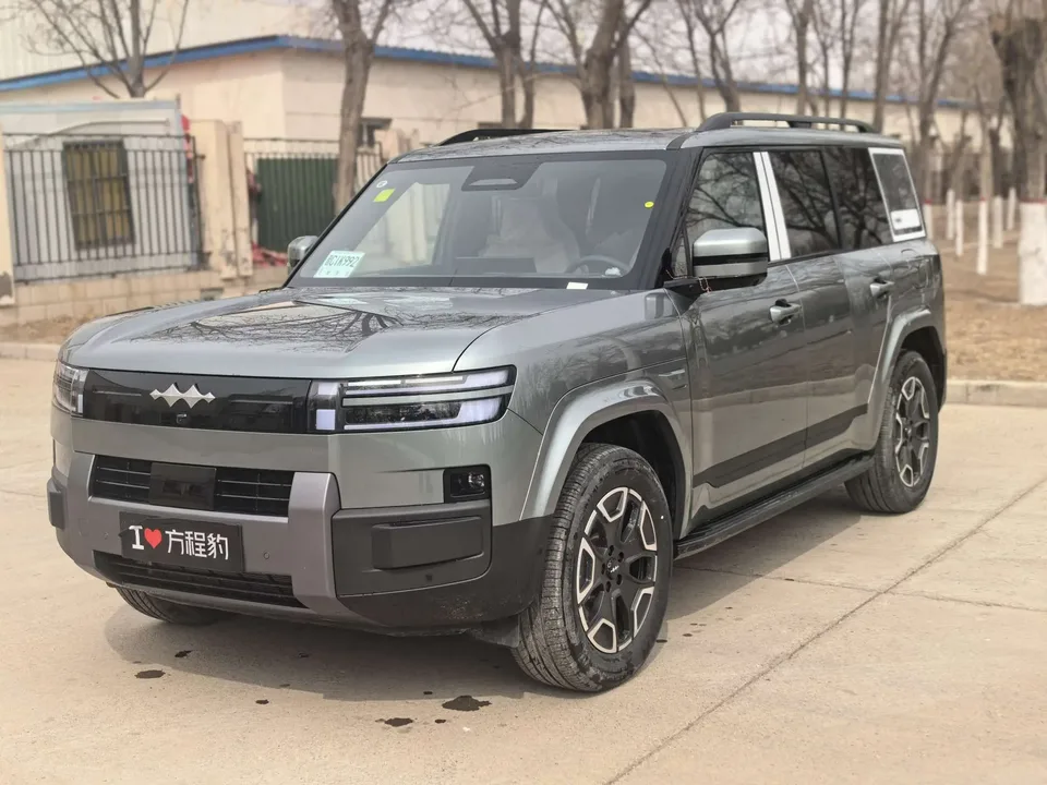 BYD Leopard Titanium 7 PHEV 2026