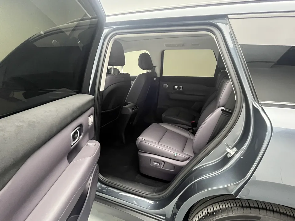 Leapmotor C16 pure electric version 520 premium version 2025 — миниатюра 3