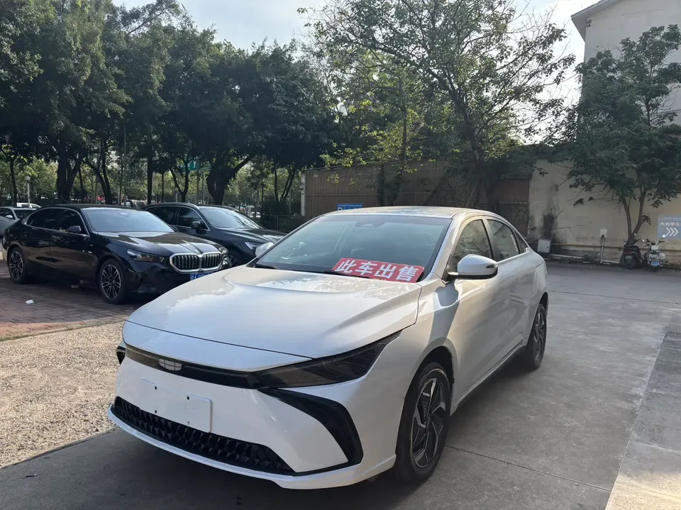 Geely Geometry G6 2024