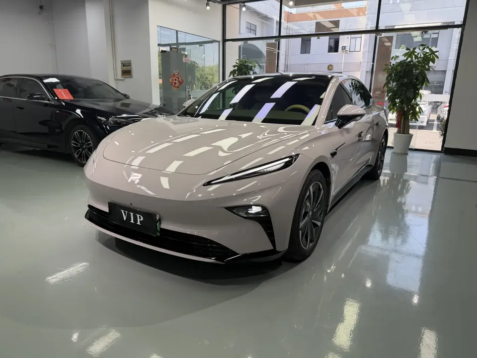 Rising Auto Feifan F7 2023