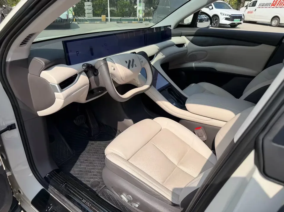 Zhiji LS6 Max Standard Edition 2024 — миниатюра 5