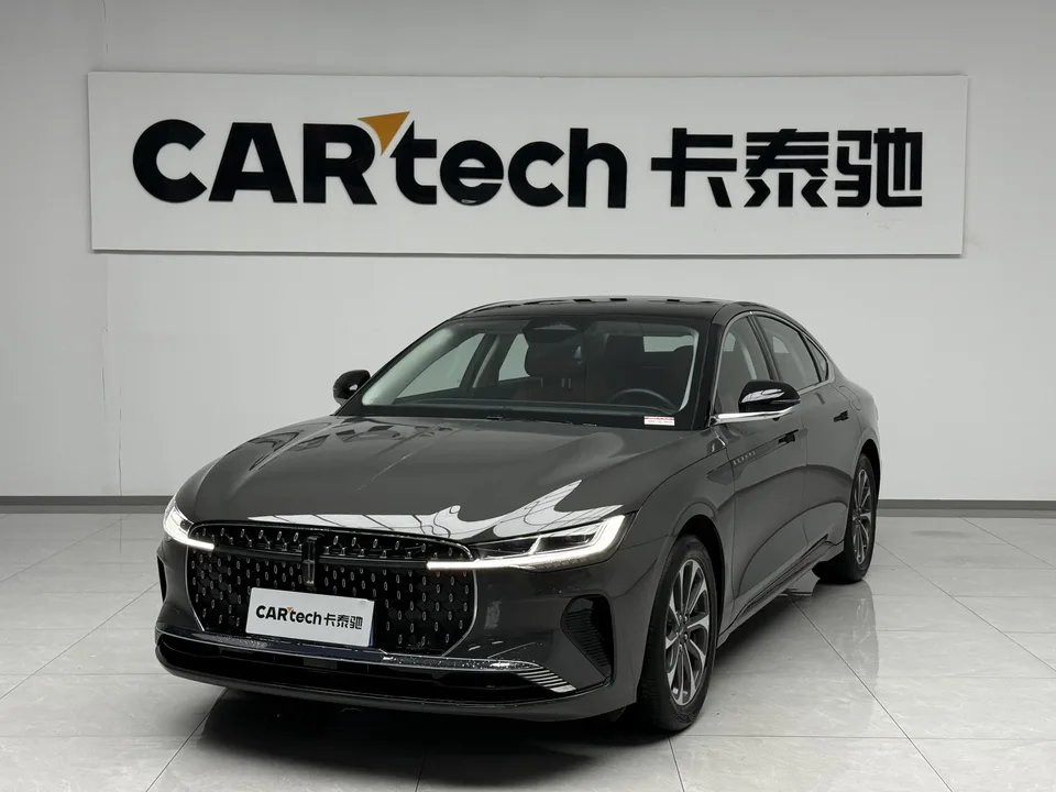 Lincoln Z 2025