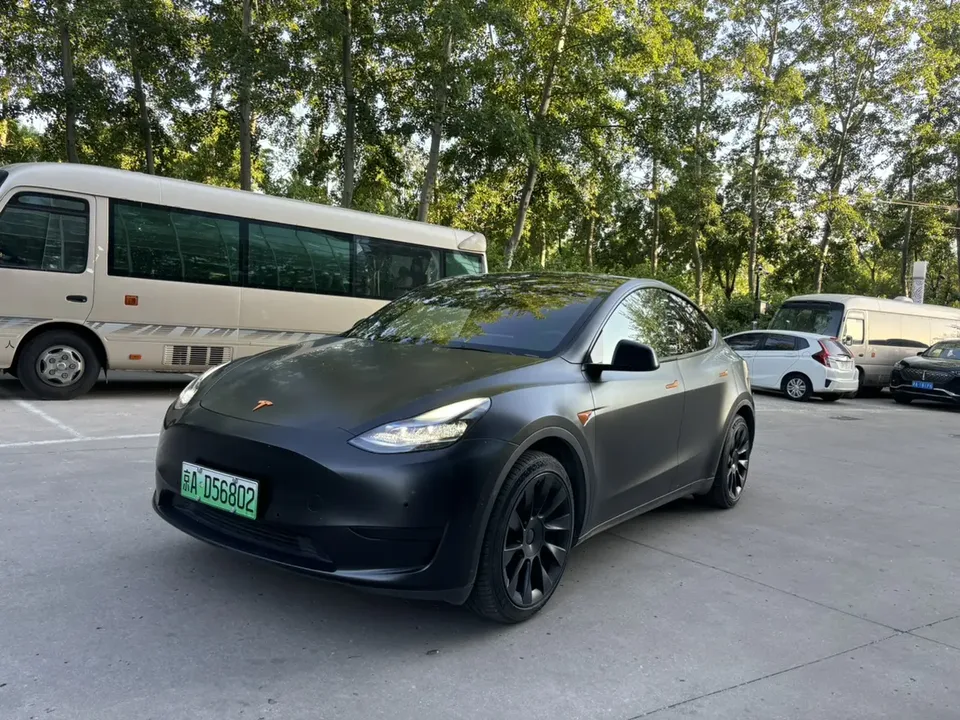 Tesla Model Y 2022