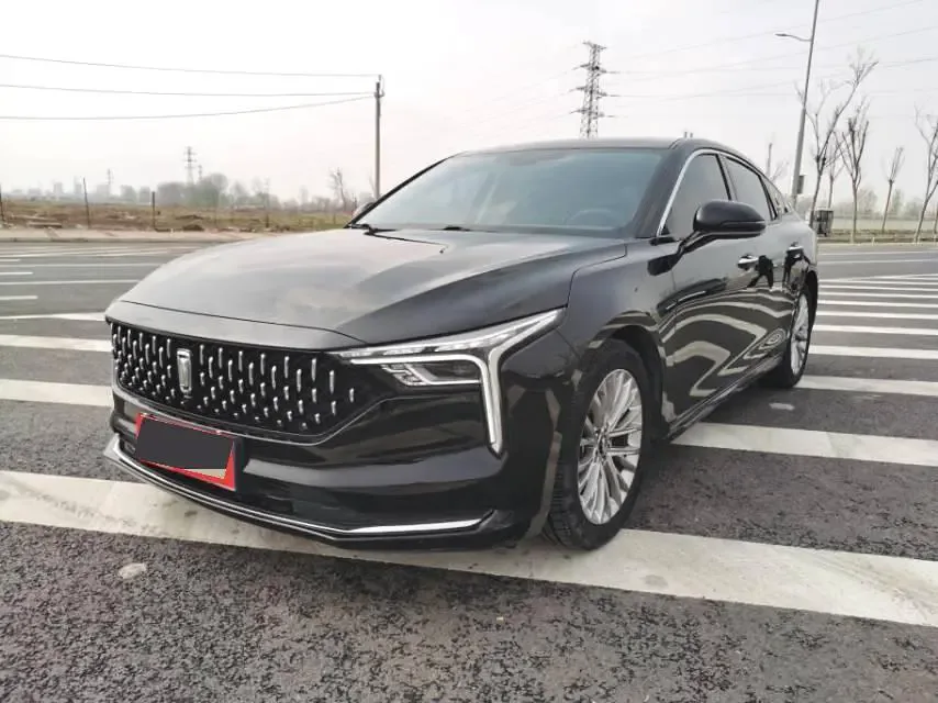 FAW Bestune B70 Pentium B70 2023 Third Generation 1.5T Automatic Enjoyable Model 70th Anniversary Edition 2024 — photo 1, buy with delivery to Moscow