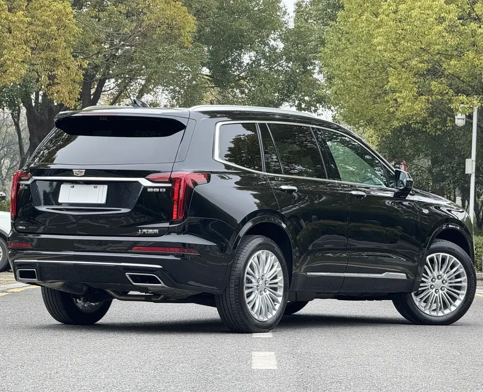 Cadillac XT6 Cadillac XT6 2025 2.0T Luxury Executive Classic Edition 2025 — thumbnail 2