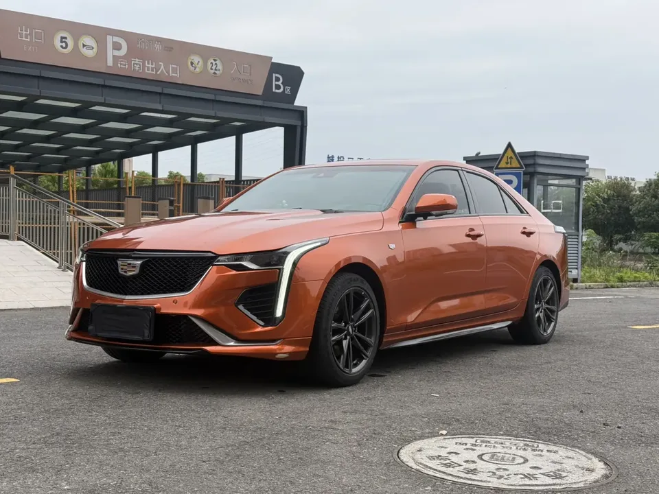 Cadillac CT4 2023