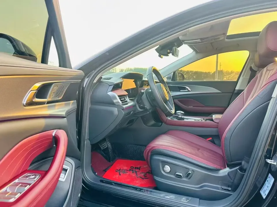 Hongqi H5 Hongqi H5 2024 2.0T Automatic Intelligent Connection Flagship Chang Edition 2024 — миниатюра 3