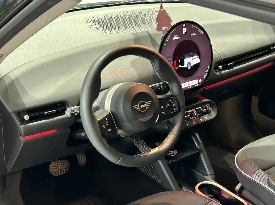 MINI electric COOPER COOPER E Classic 2025 — миниатюра 3