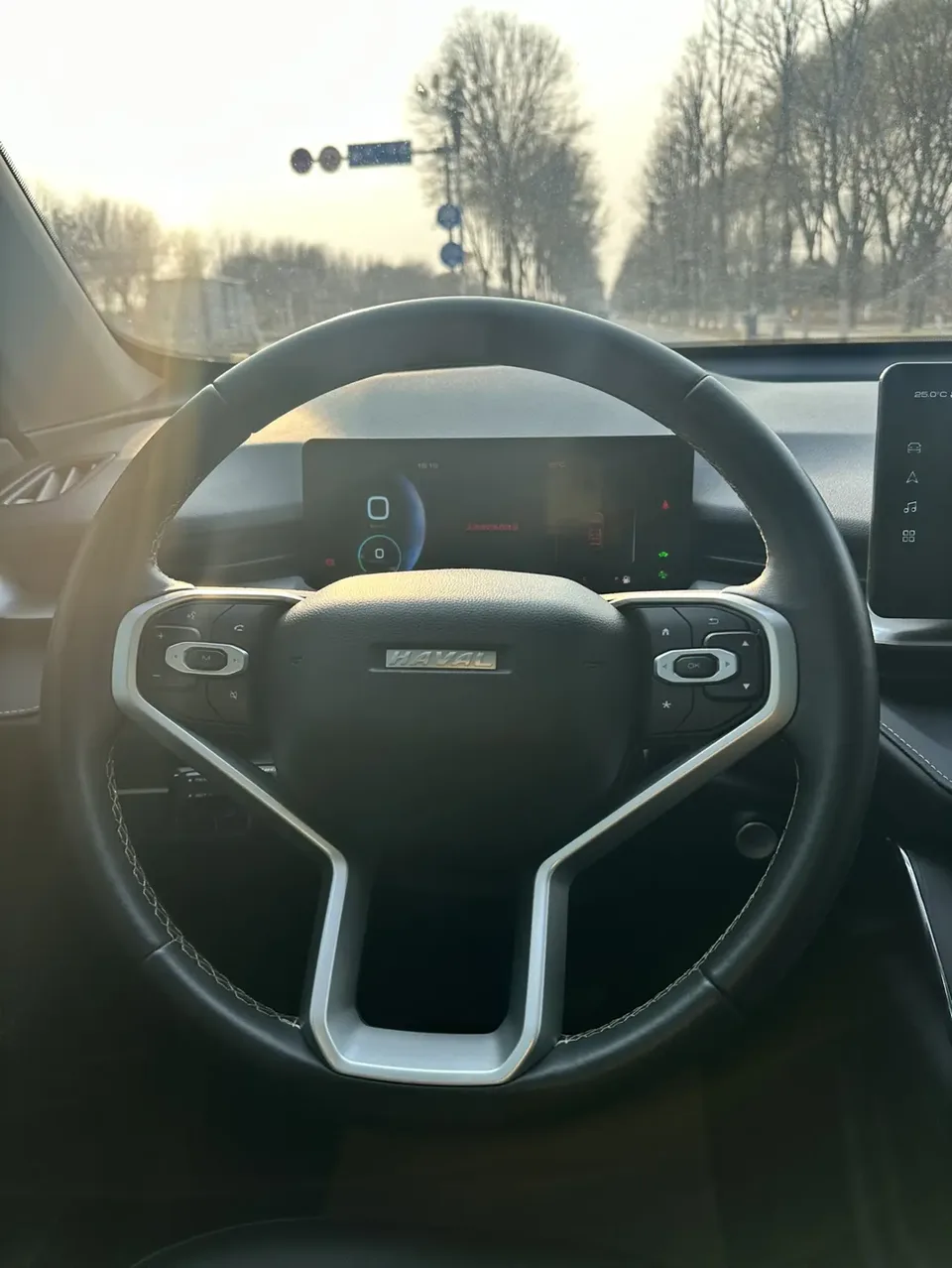 Haval H6 PHEV 1.5T DHT-PHEV 110km Joy Edition 2022 — миниатюра 2