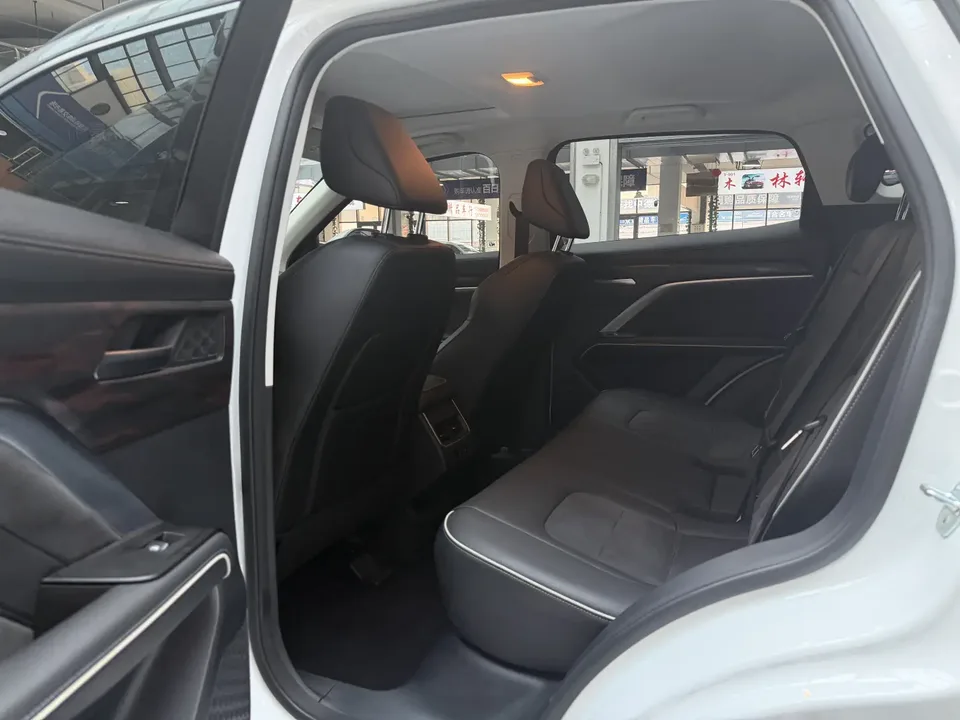 Haval H6 National Fashion Edition 1.5T Automatic Urban Edition 2023 — миниатюра 5
