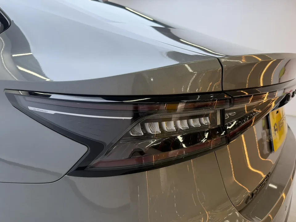Chery Arrizo 8 High Energy Edition 2.0T DCT 2025 — миниатюра 4