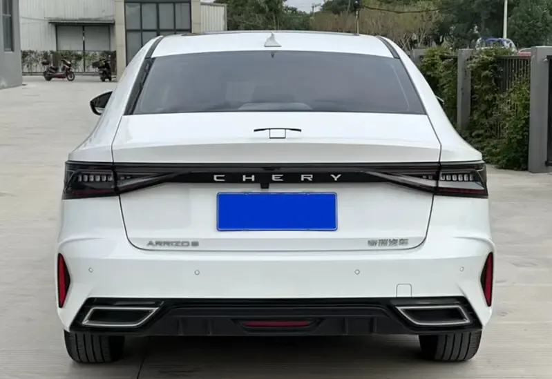 Chery Arrizo 8 1.6TGDI DCT Elegant 2023 — миниатюра 2