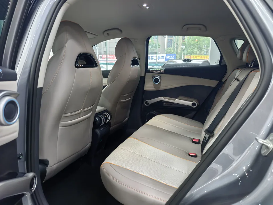 BYD Yuan Plus Honor Edition 430KM Leading Edition 2025 — миниатюра 5