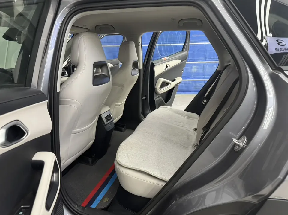 BYD Yuan Up Smart Driving Edition 401KM Vitality Edition 2025 — миниатюра 3