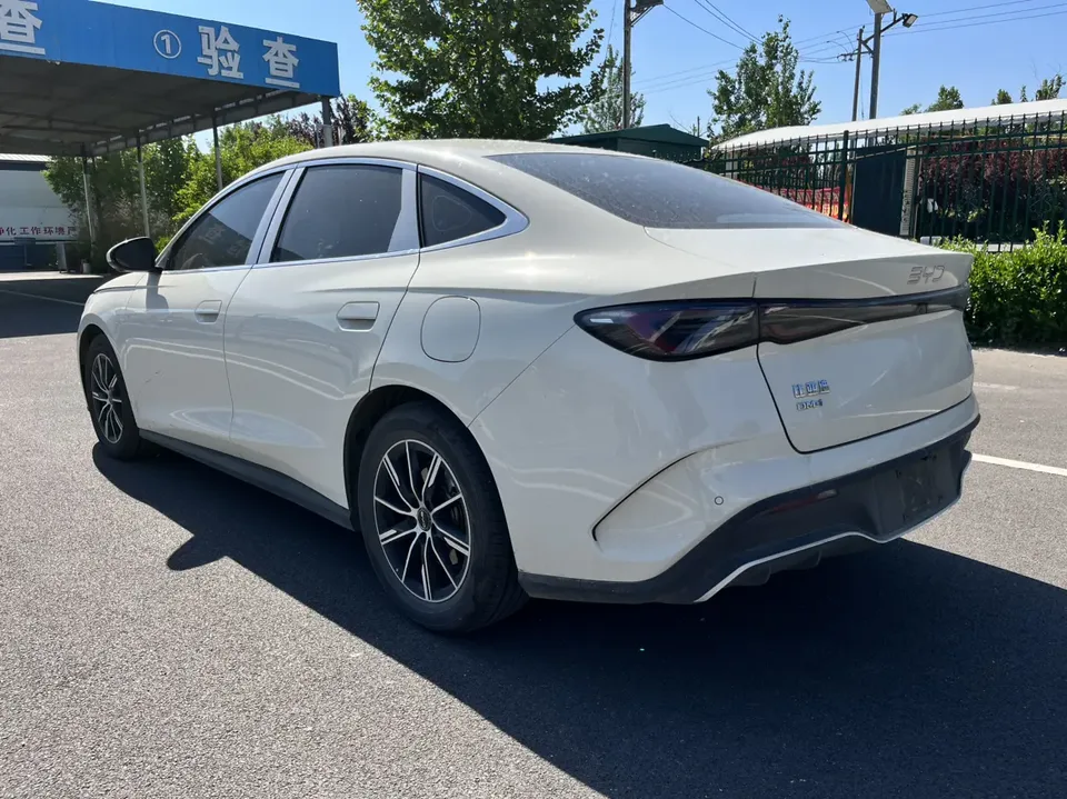 BYD Seal 06DM DM-i 120KM Premium Edition 2024 — миниатюра 2