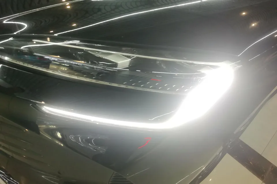 BYD Seal DM Honor Edition DM-i 1.5L 121KM Premium Edition 2024 — миниатюра 2