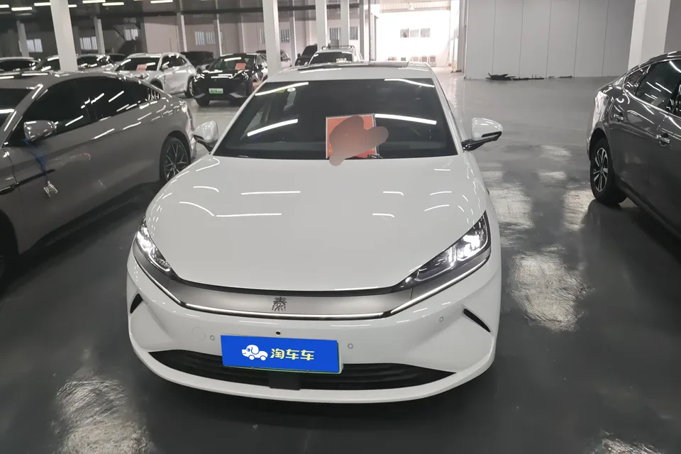 BYD Qin L EV 545km Excellence Edition 2025 — миниатюра 2