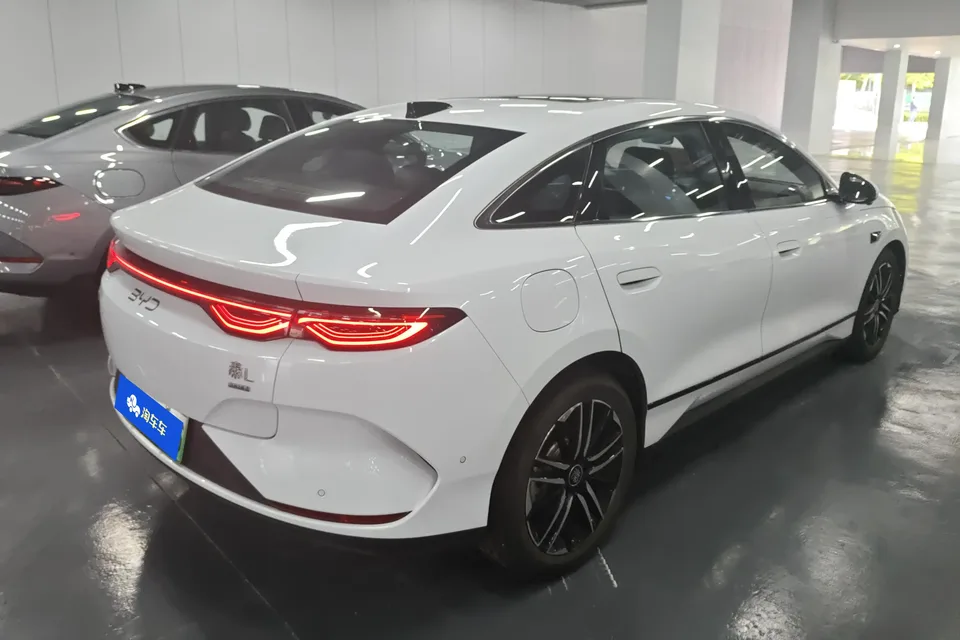 BYD Qin L EV 545km Excellence Edition 2025 — миниатюра 3