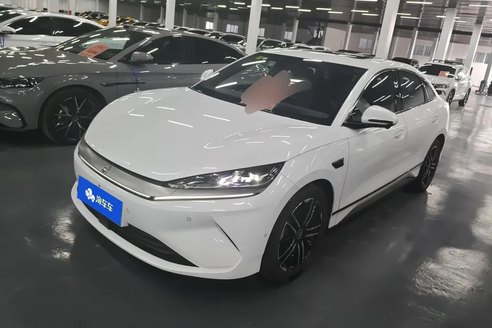 BYD Qin L EV 2025