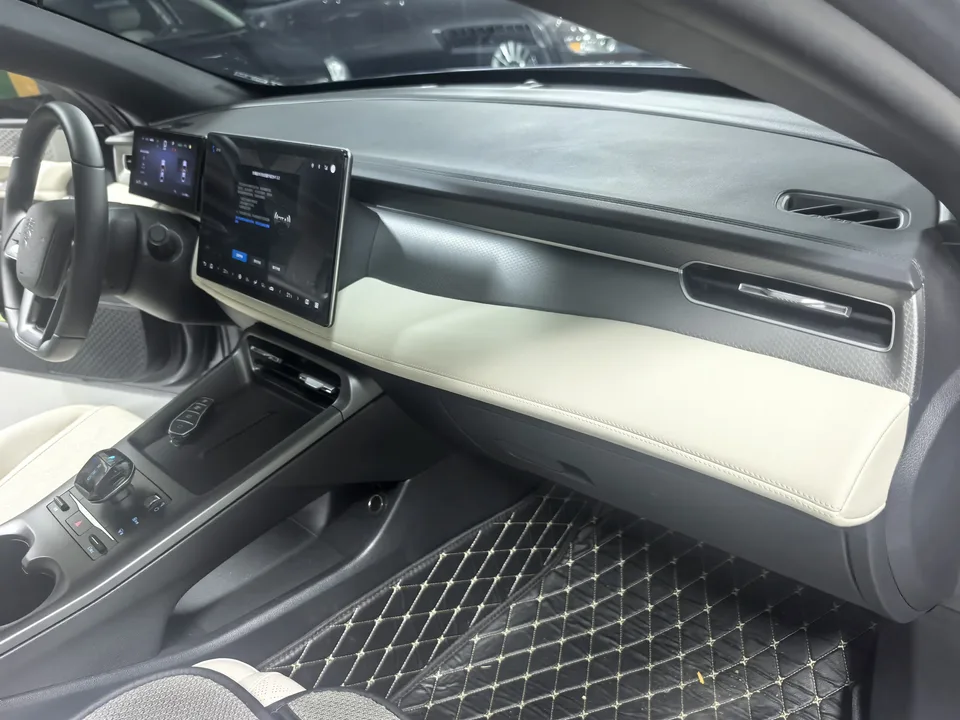 BYD Qin PLUS EV Smart Driving Edition 420KM Leading Edition 2025 — миниатюра 3