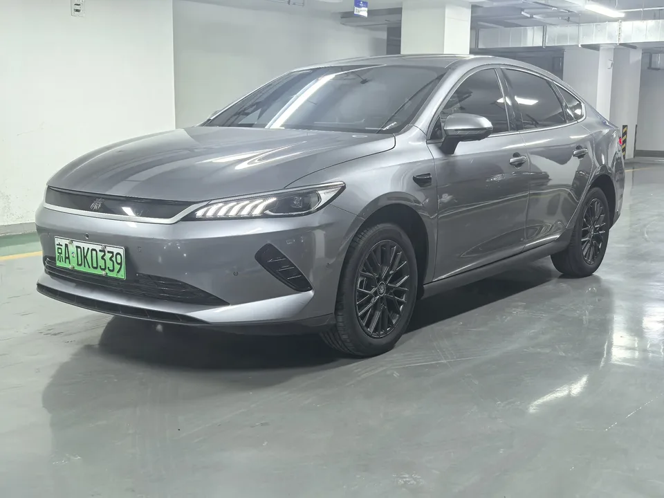 BYD Qin PLUS EV Smart Driving Edition 420KM Leading Edition 2025 — фото 1, купить с доставкой в Москву