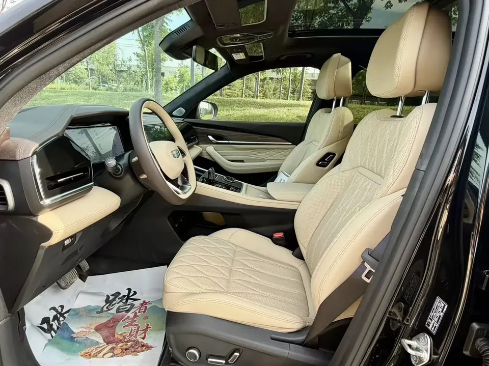Geely Monjaro 2.0TD High Power Automatic 2WD Dongfang Yao Today Edition 2025 — миниатюра 5