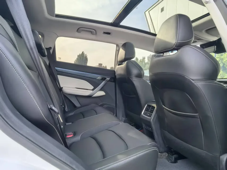 Geely Atlas Boyue 2022 Boyue X 1.8TD DCT smart model 2023 — миниатюра 3