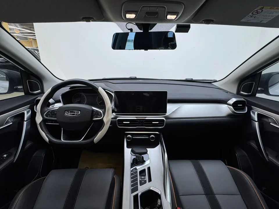 Geely Coolray SX11 Binyue 2023 1.5T DCT Platinum Edition 2024 — thumbnail 4
