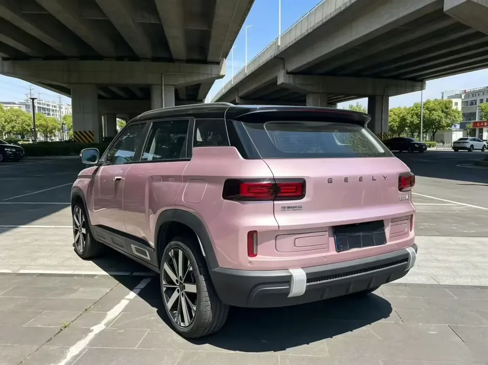 Geely ICON ICON 2023 Geely ICON 2023 1.5TD Chocolate Edition 2023 — thumbnail 2