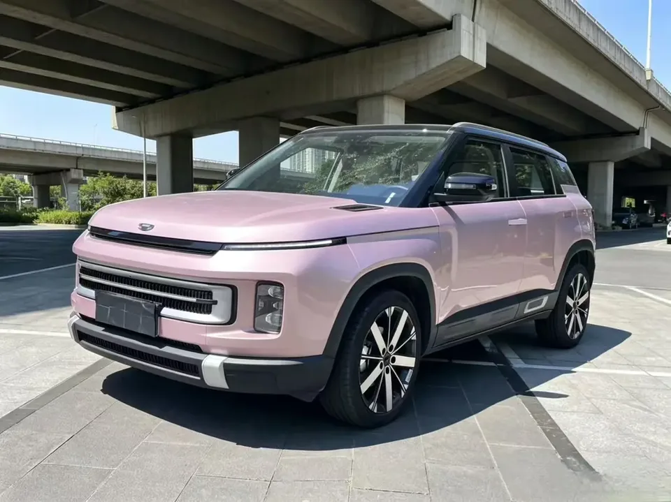 Geely ICON 2023