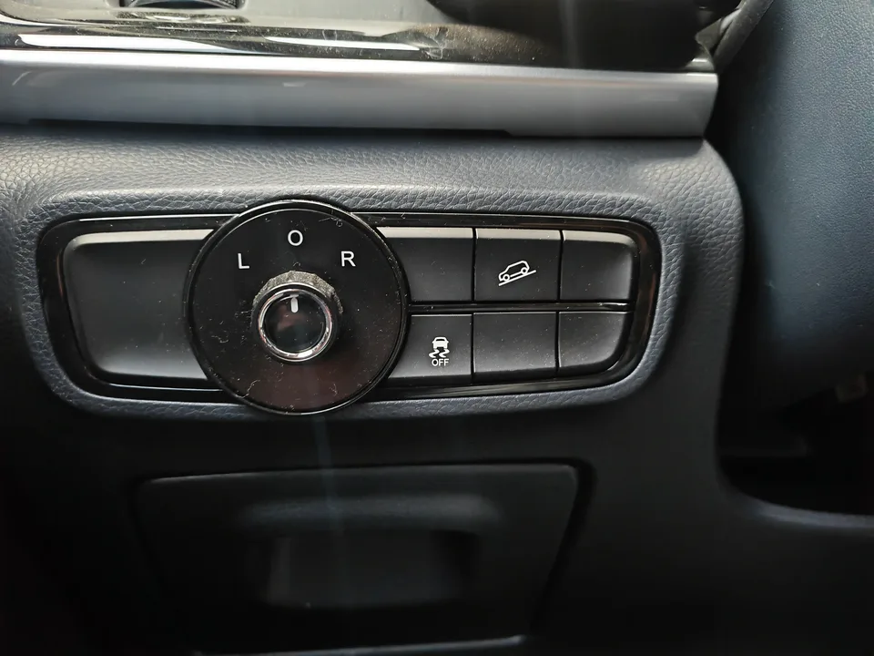 GAC Trumpchi M8 Trumpchi M8 2023 Lingxiu Series 390T Exclusive Edition 2023 — миниатюра 4