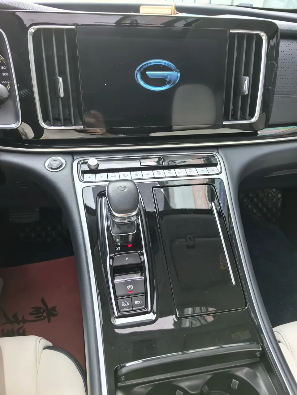GAC Trumpchi M8 Trumpchi M8 2021 Lingxiu Series 390T Deluxe Edition 2022 — миниатюра 4